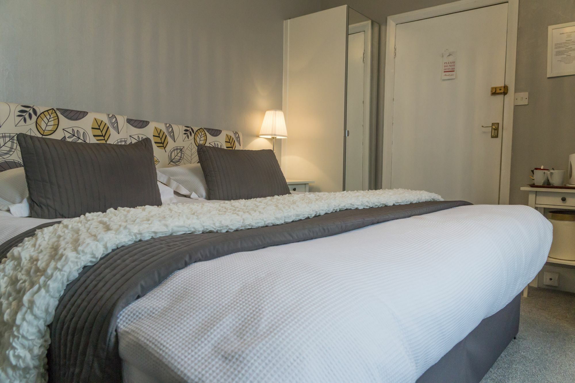Hedley Villa Guest House レミントンスパー エクステリア 写真
