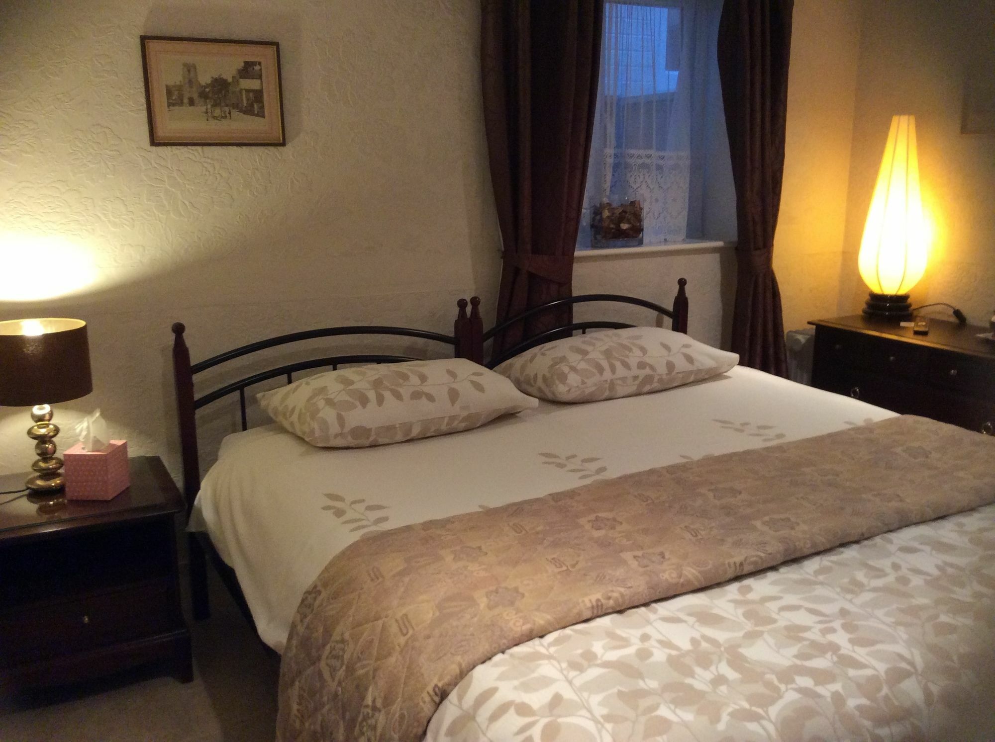 Hedley Villa Guest House レミントンスパー エクステリア 写真