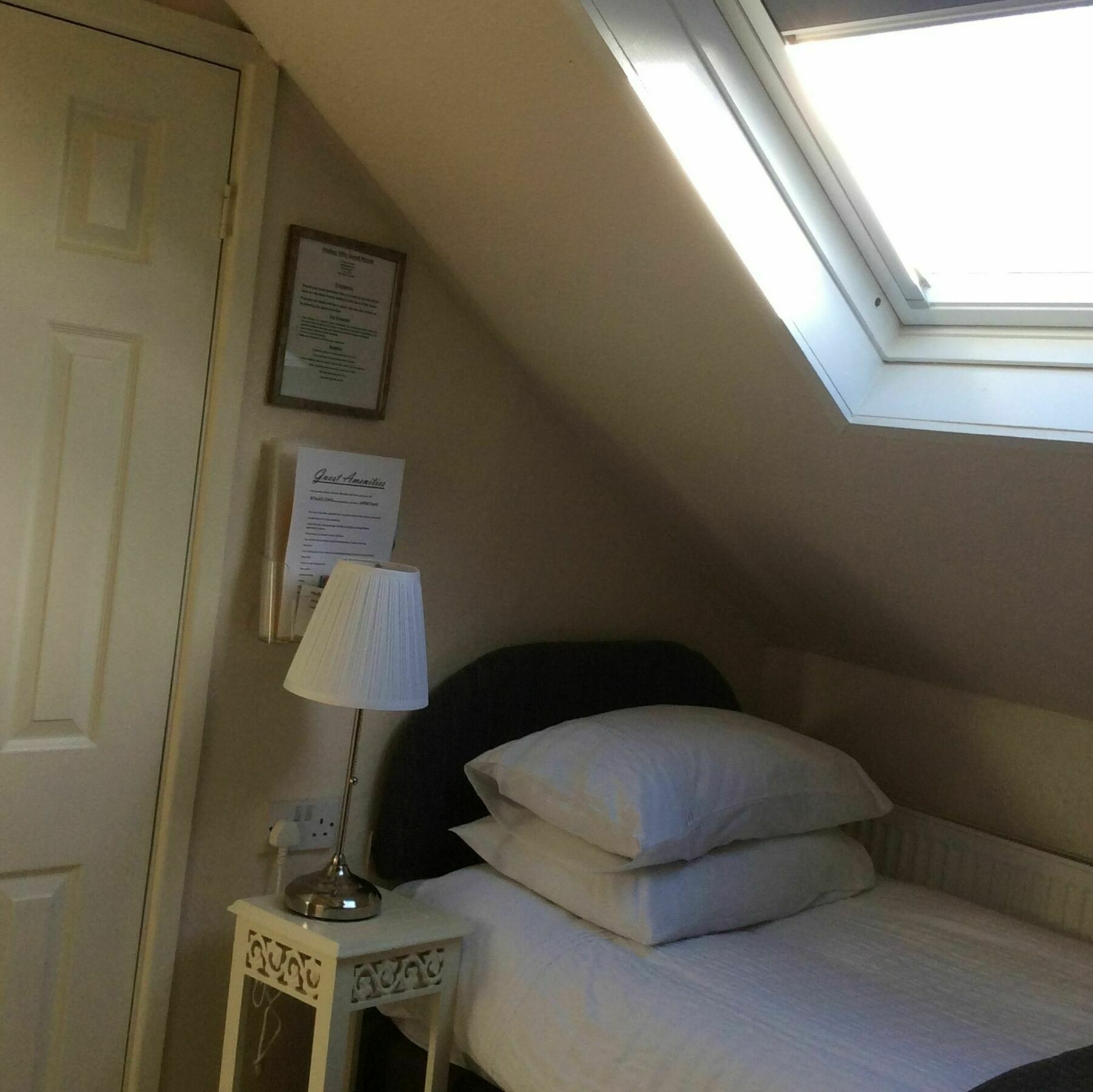 Hedley Villa Guest House レミントンスパー エクステリア 写真